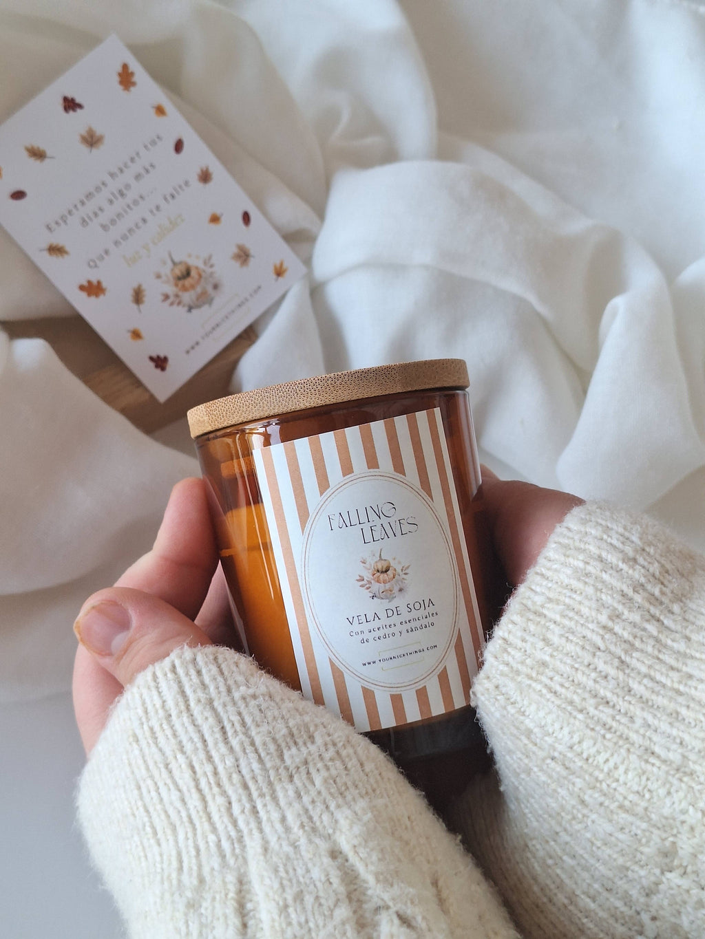 Sojawachskerze im Glas mit Holzdeckel - Herbst: Englisch / Fad