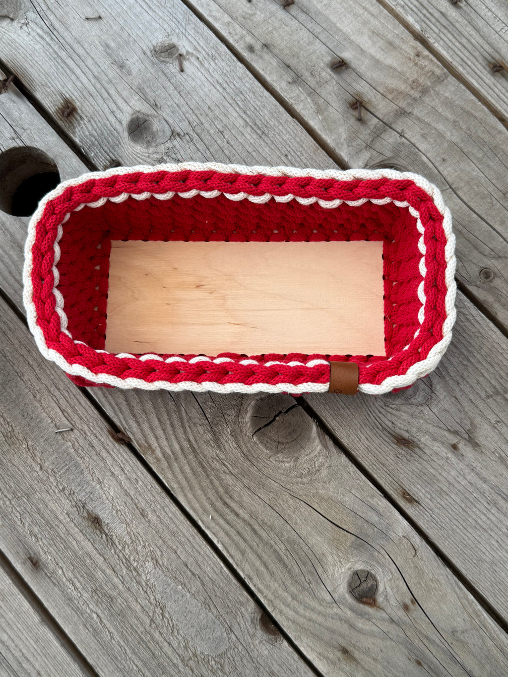 Rechteckiger Korb – handgehäkelt aus 5 mm Bobbiny-Garn, ca. 24 x 8 cm