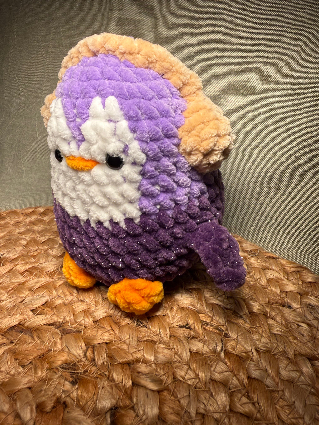 🐧🎧 Pino der Pinguin – handgehäkeltes Amigurumi Kuscheltier (ca. 11,5 cm)