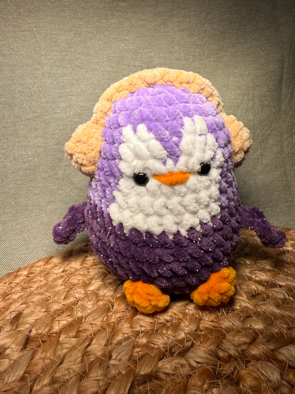 🐧🎧 Pino der Pinguin – handgehäkeltes Amigurumi Kuscheltier (ca. 11,5 cm)