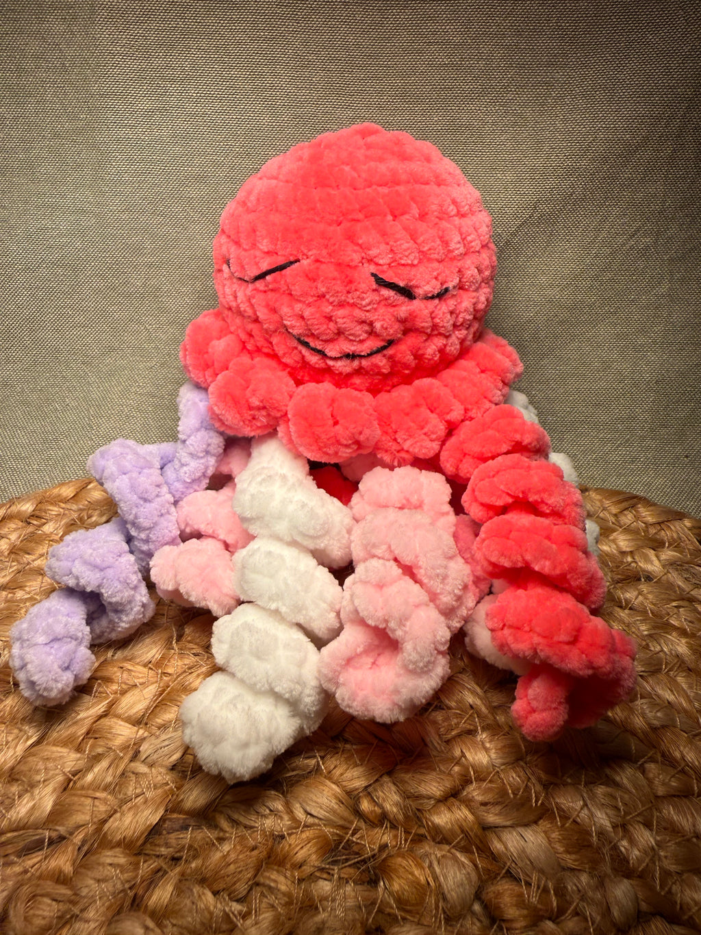 🪼💗 Lumi die Qualle – handgehäkeltes Amigurumi Kuscheltier (ca. 12 cm)