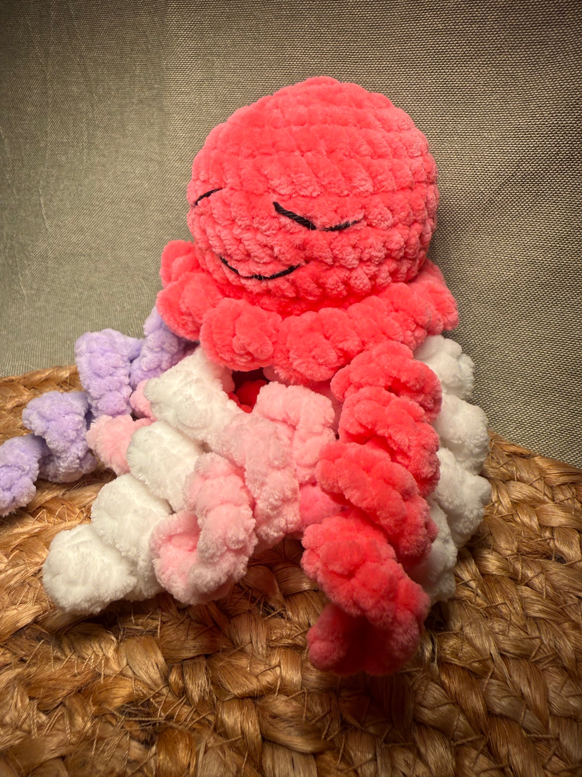 🪼💗 Lumi die Qualle – handgehäkeltes Amigurumi Kuscheltier (ca. 12 cm)