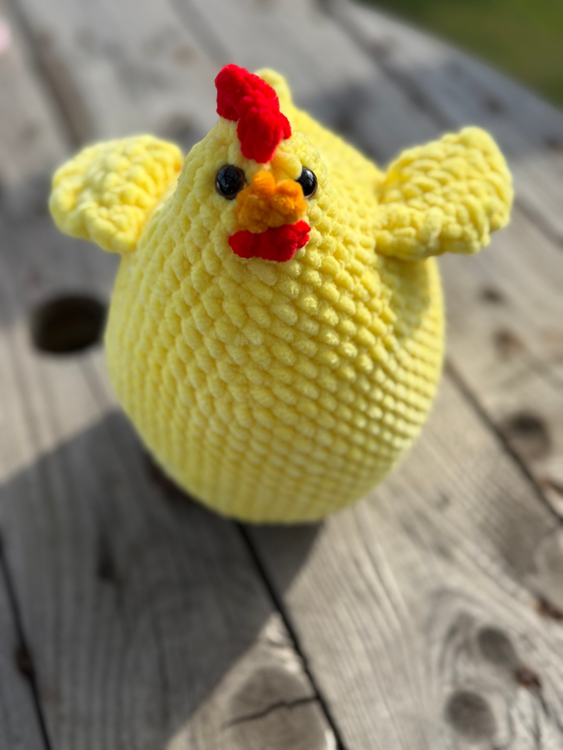 🐔💛 Henriette das Huhn – handgehäkeltes Amigurumi Kuscheltier (ca. 20 cm hoch, 12 cm tief)