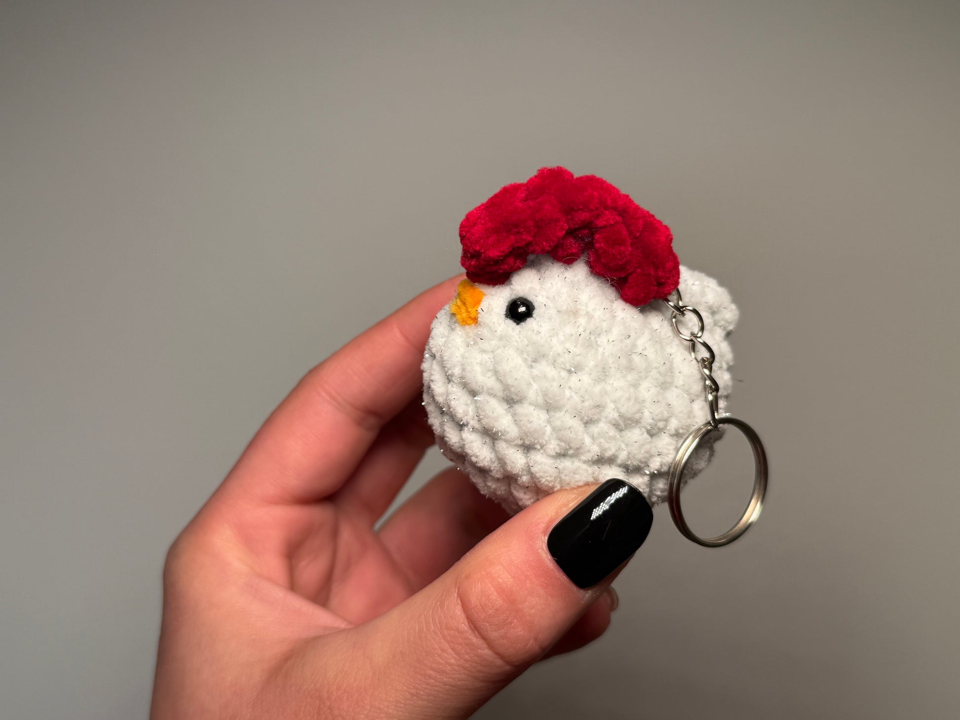 Gehäkelter Huhn Schlüsselanhänger – Handgemachtes Amigurumi Unikat