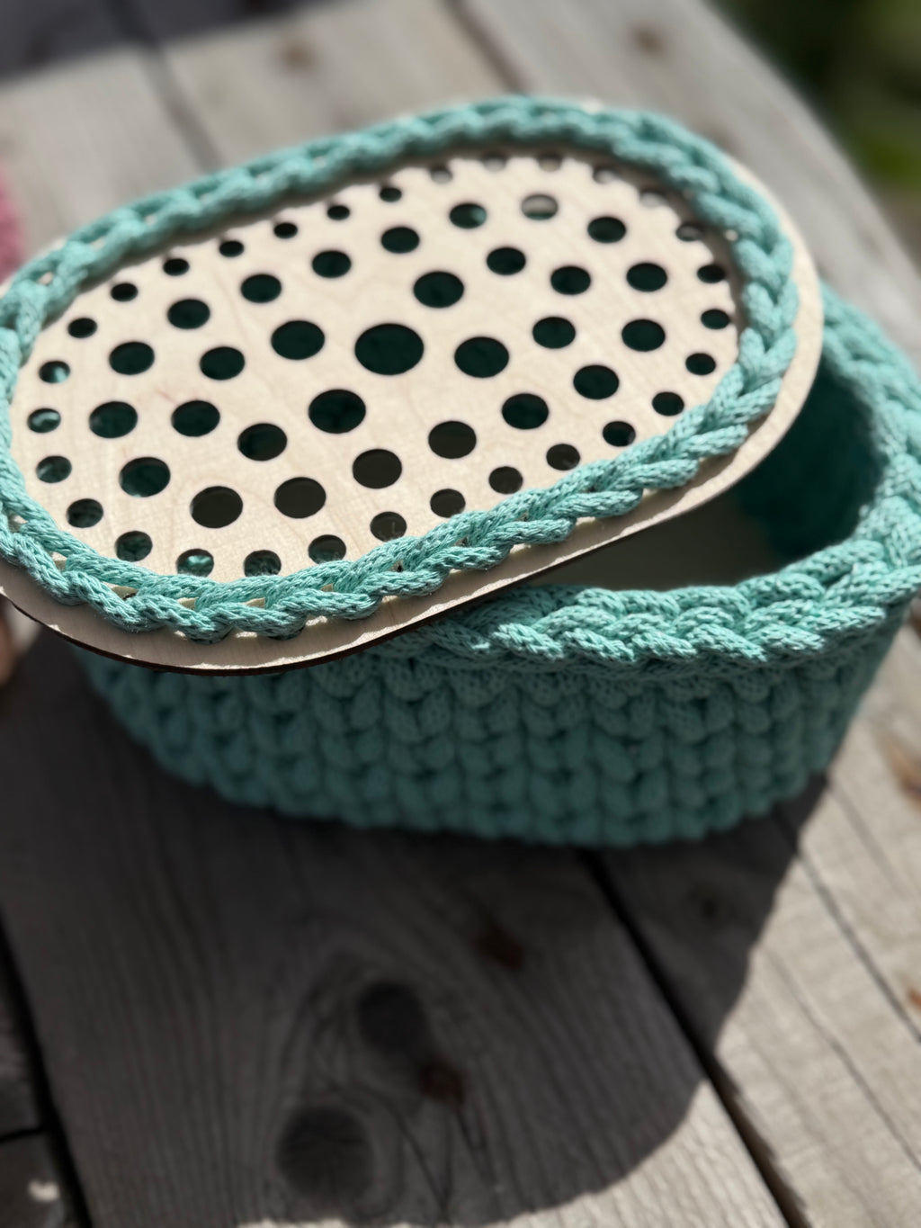 🧶 Gehäkelte Körbe für Häkelnadeln – stilvolle Aufbewahrung mit Holz-Elementen 🌙🧺