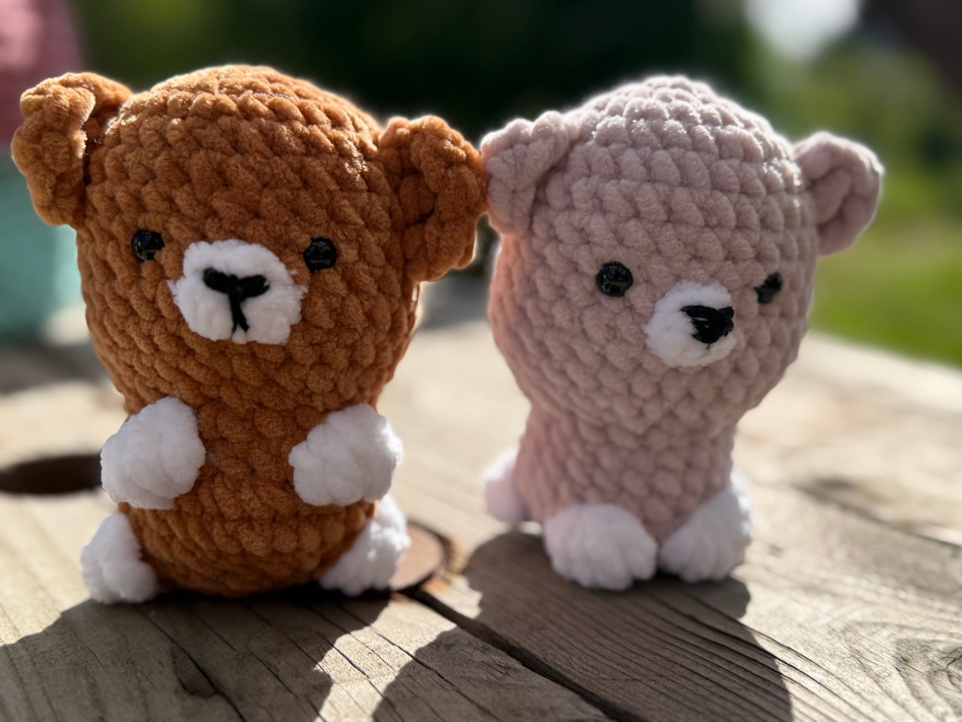 🧸 Gehäkelte Bärchen aus Chenille – weich, liebevoll &handgemacht