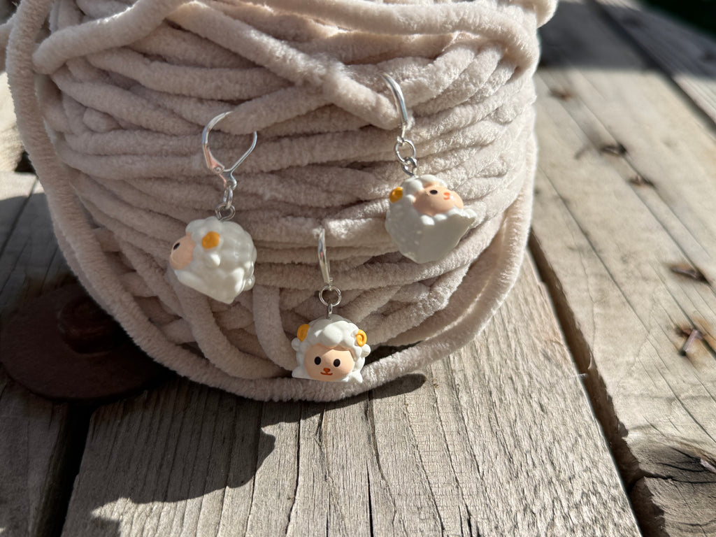 🧶 Maschenmarkierer mit liebevollen Motiven – Lamm