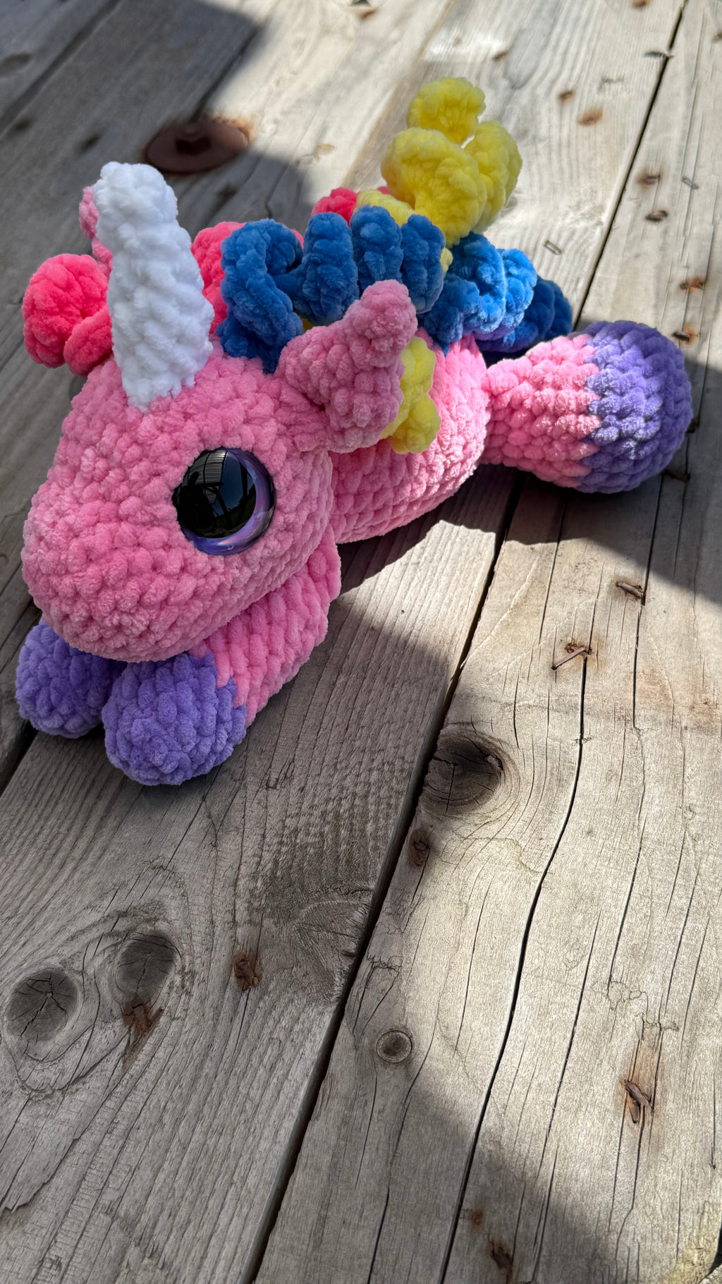 🦄 Einhorn „Aurora“ – Handgehäkelter Kuschelfreund voller Magie