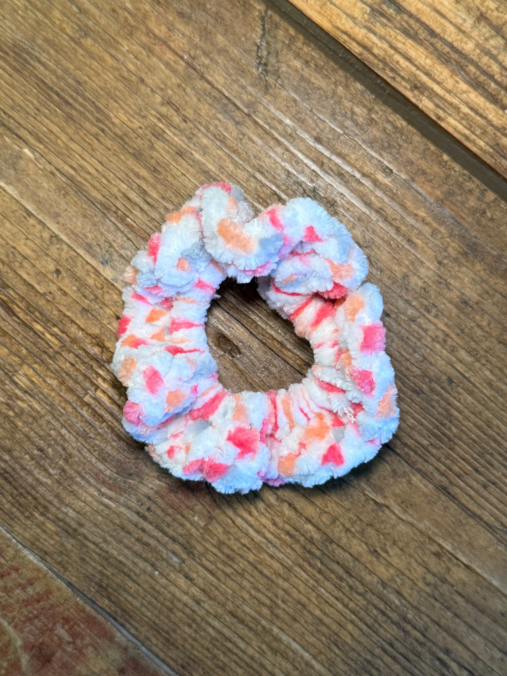 Scrunchies 💫