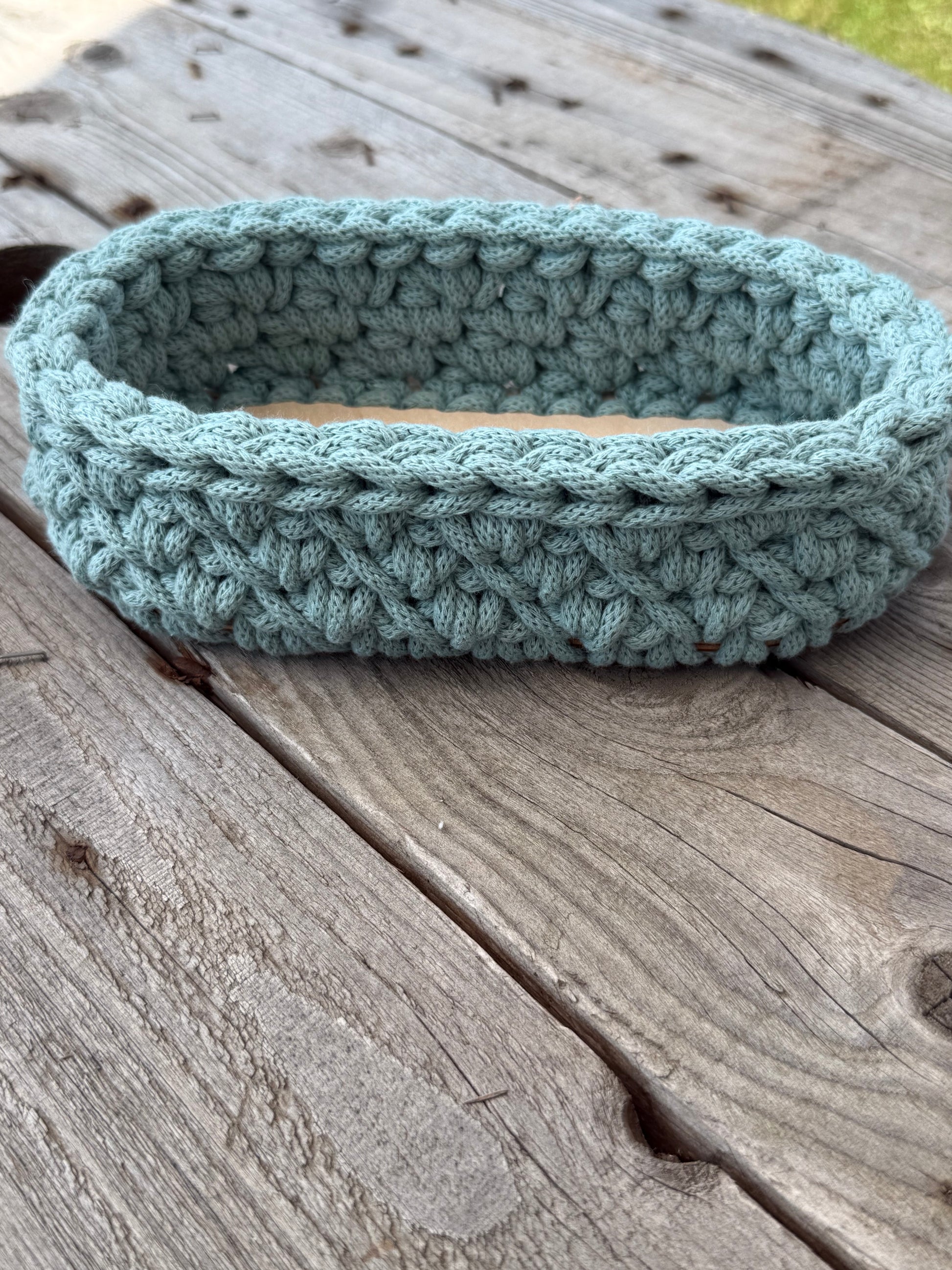 Oval-Korb mit Holzboden – Gänsefüßchen-Muster, Dugg eng