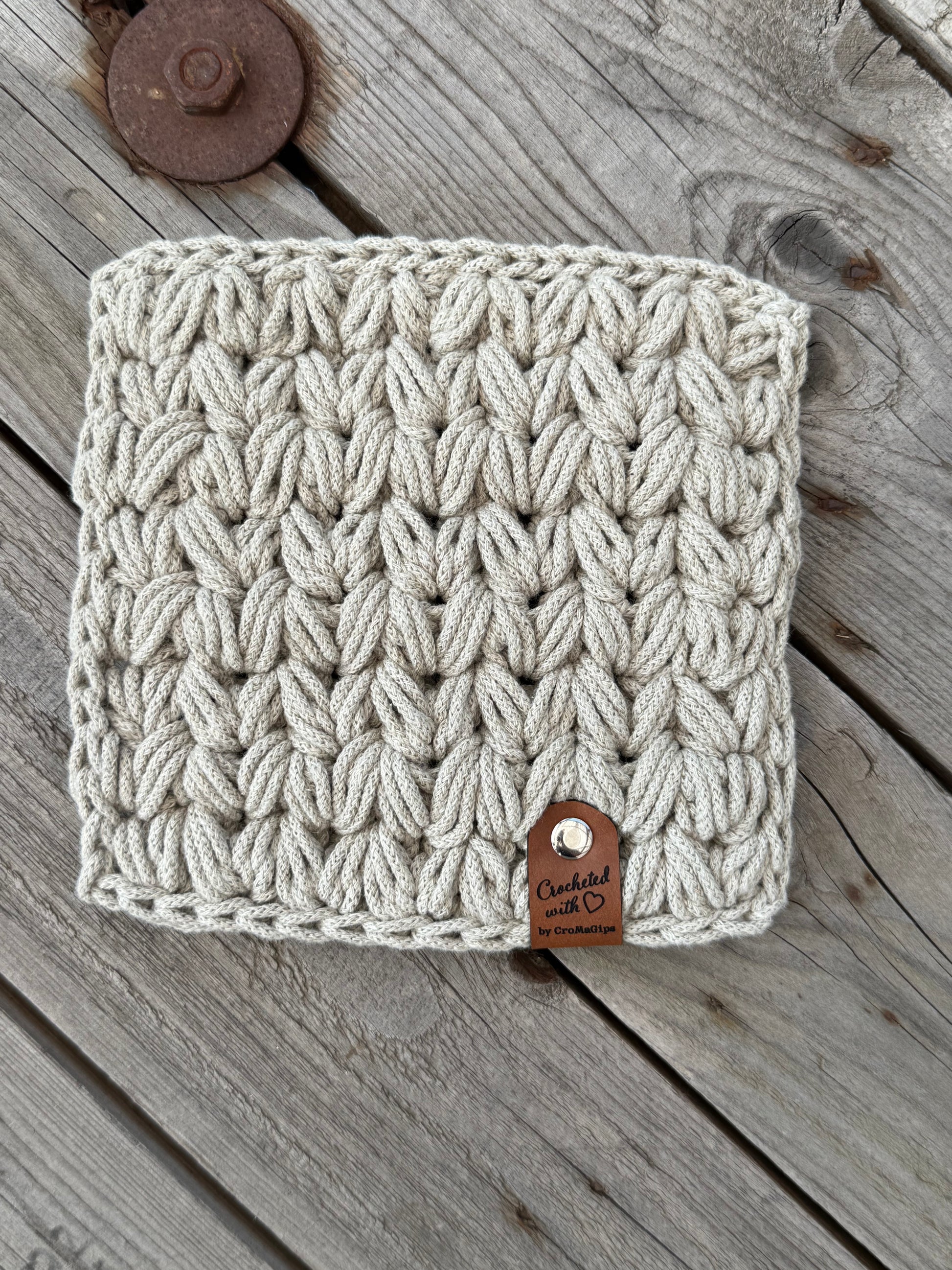 Untersetzer & Topflappen gehäkelt – Herzmuster, 17x17 cm