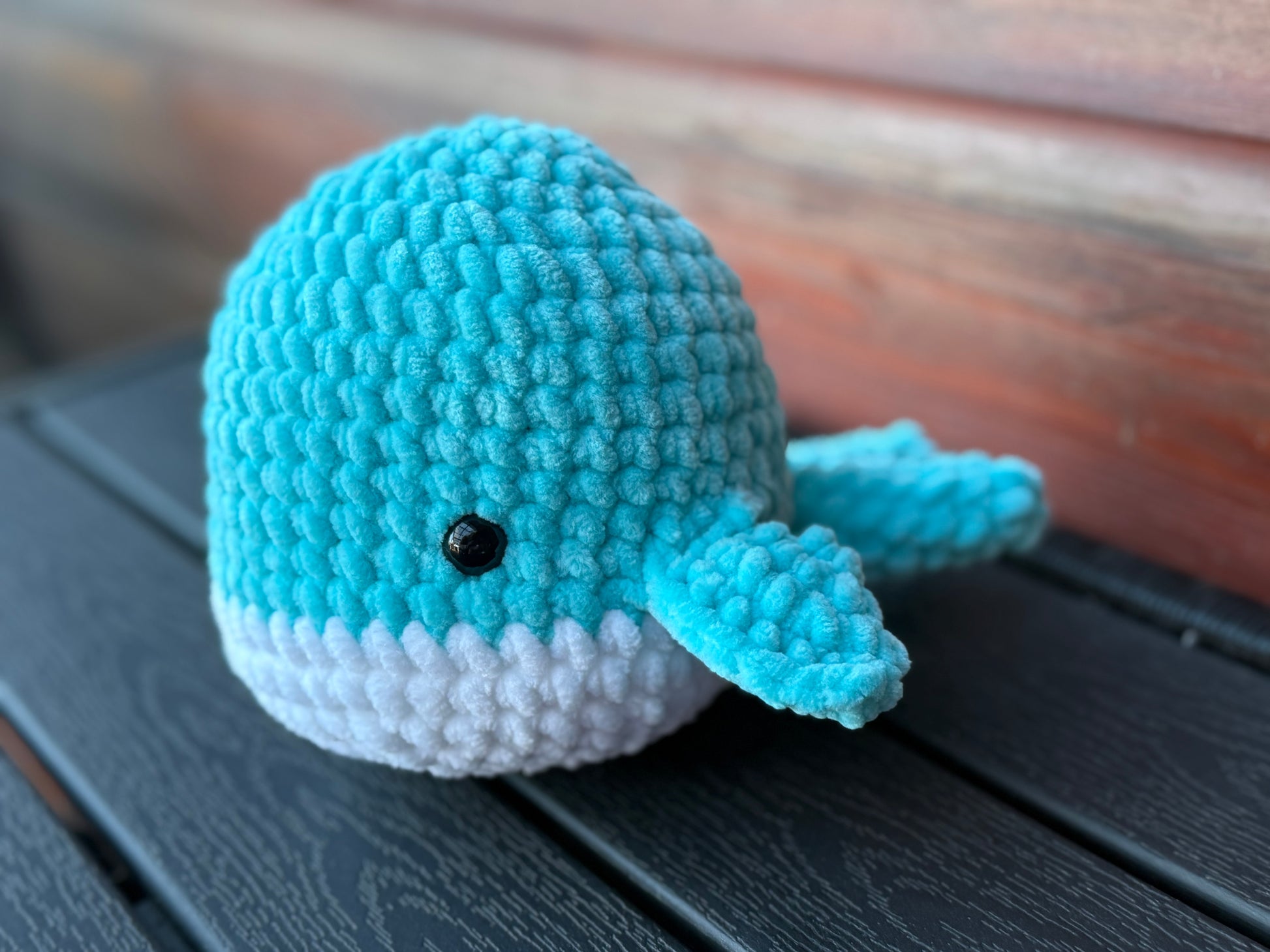 🐋 Gehäkelter Wal – Handgemachtes Amigurumi in Ozeanblau &amp; Weiß 🌊💙