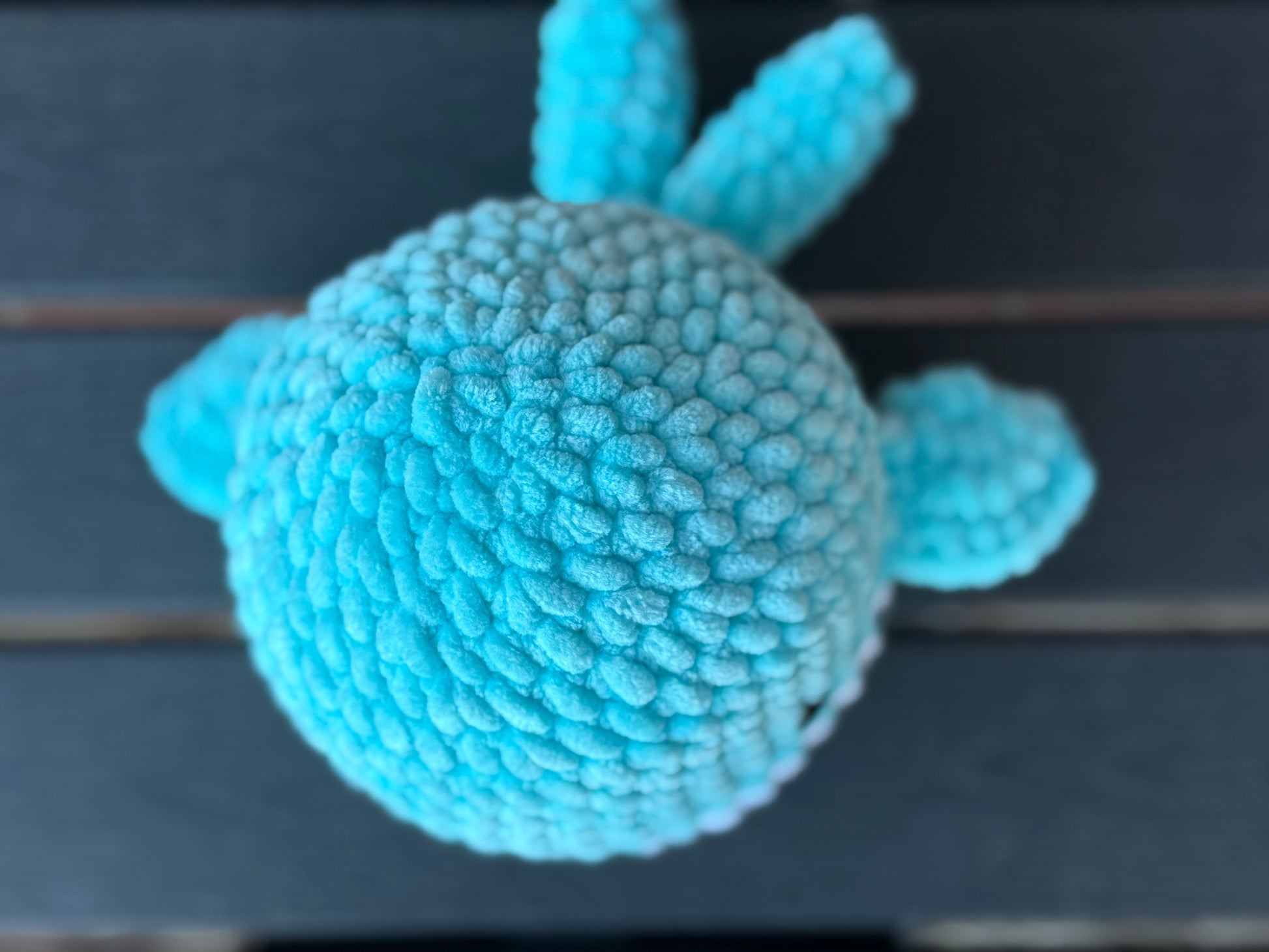 🐋 Gehäkelter Wal – Handgemachtes Amigurumi in Ozeanblau &amp; Weiß 🌊💙