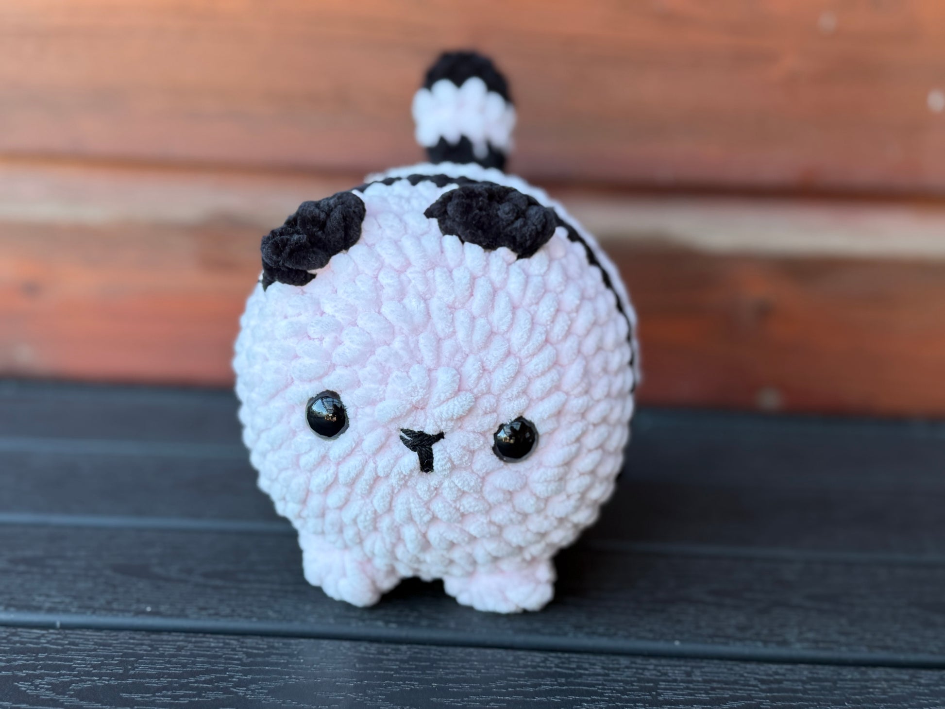 🐾 Gehäkelte Katze – Handgemachtes Amigurumi in Schwarz &amp; Babyrosa 💕