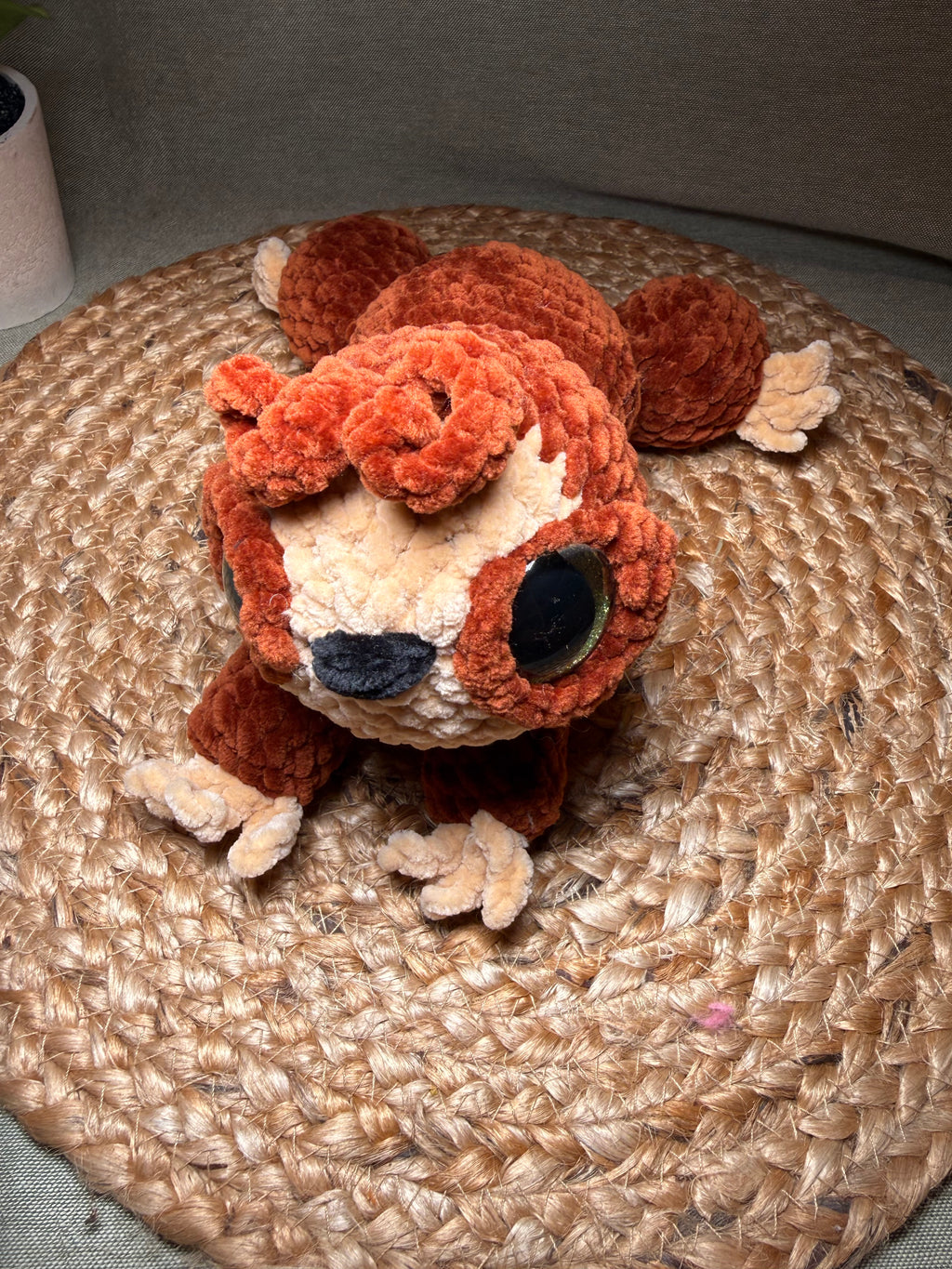 🦥 Flo das Faultier – handgehäkeltes Amigurumi Kuscheltier (ca. 23 cm)