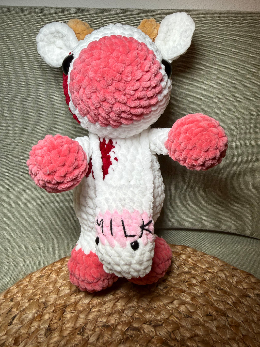 Gehäkelte Kuh Amigurumi mit Milchtüte – Handmade
