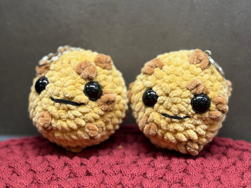 Amigurumi Cookie Schlüsselanhänger – handgehäkelt, ca. 8,5 cm