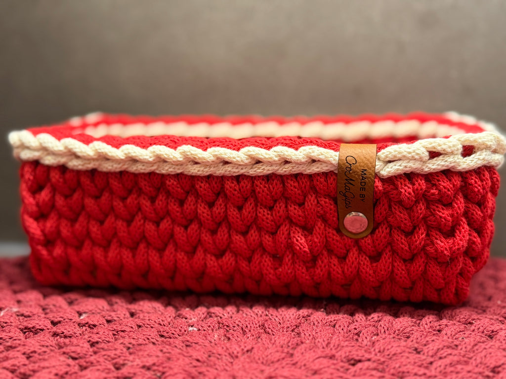 Rechteckiger Korb – handgehäkelt aus 5 mm Bobbiny-Garn, ca. 24 x 8 cm