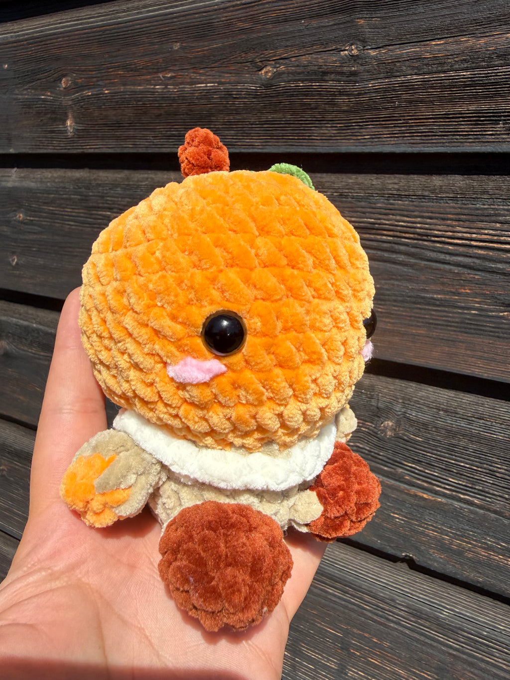 Gehäkelter Kürbis-Mann Amigurumi