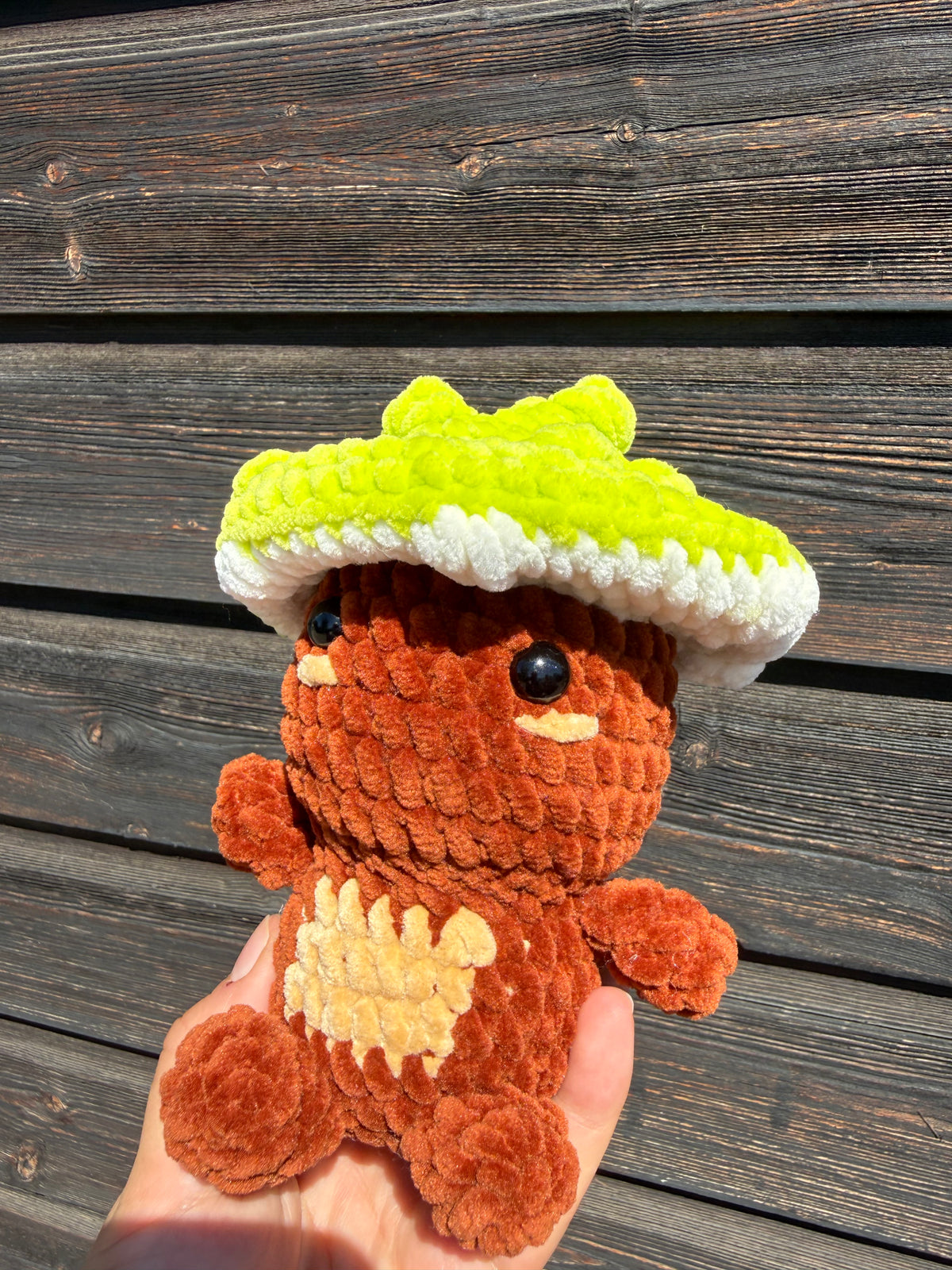 Gehäkelter Kastanien-Mann Amigurumi