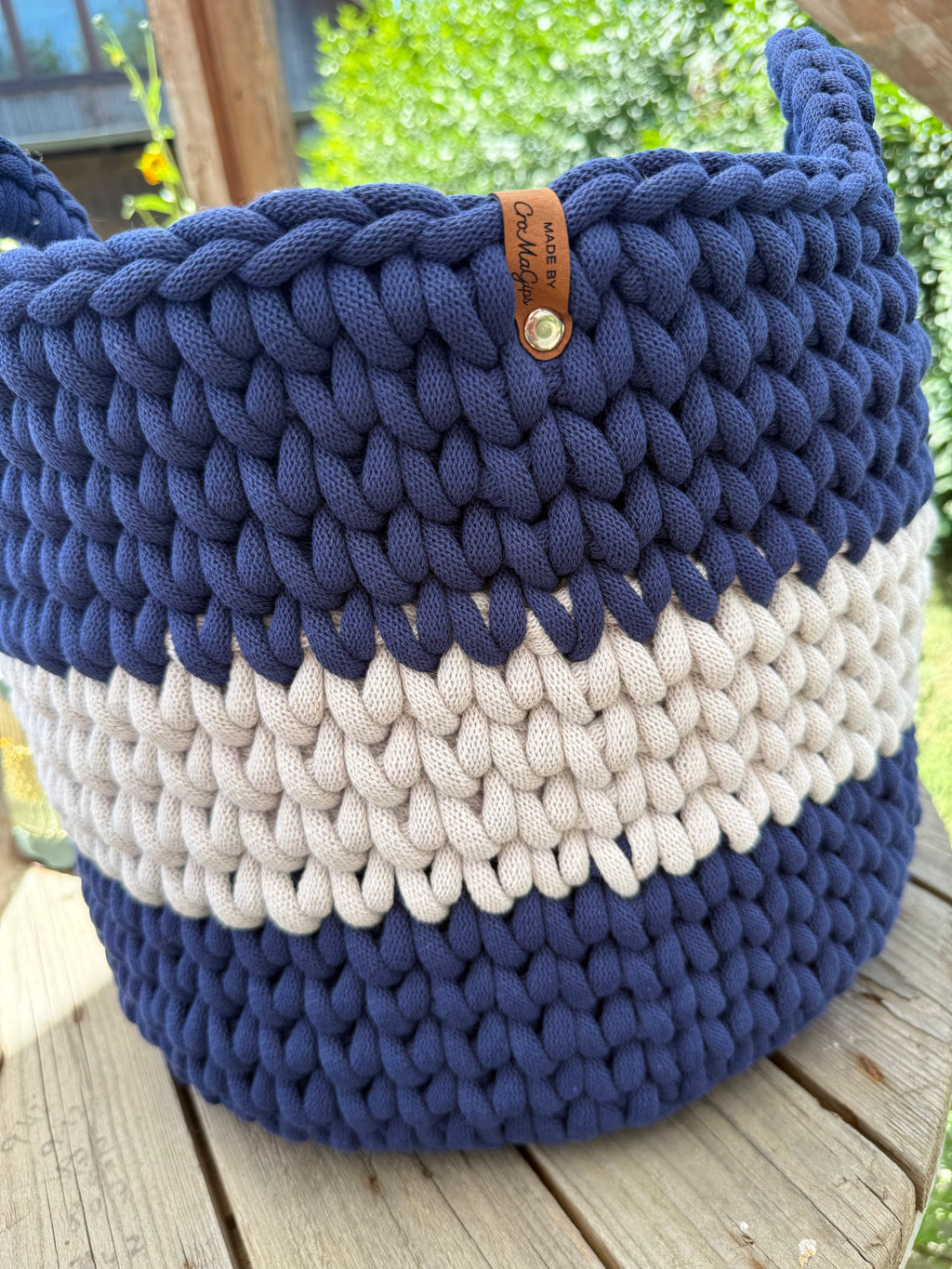 Gehäkelter Chunky Korb – Bobbiny 9mm, Inka Blue & Moonlight, mit Henkel