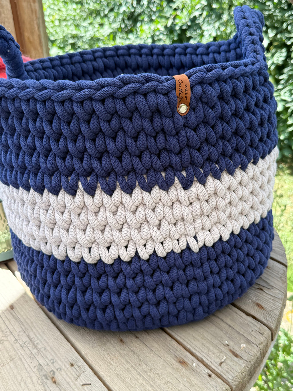 Gehäkelter Chunky Korb – Bobbiny 9mm, Inka Blue & Moonlight, mit Henkel