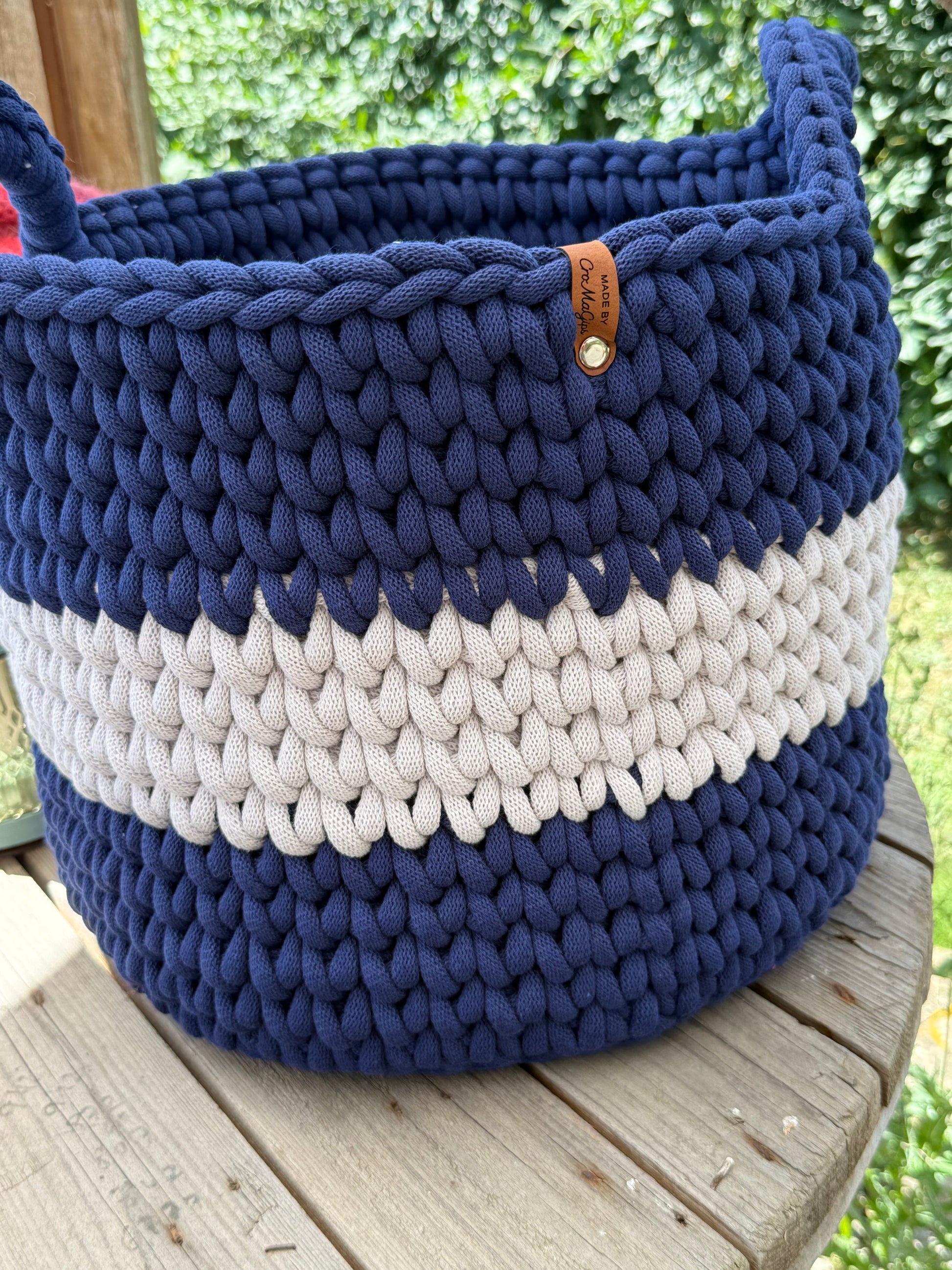 Gehäkelter Chunky Korb – Bobbiny 9mm, Inka Blue & Moonlight, mit Henkel