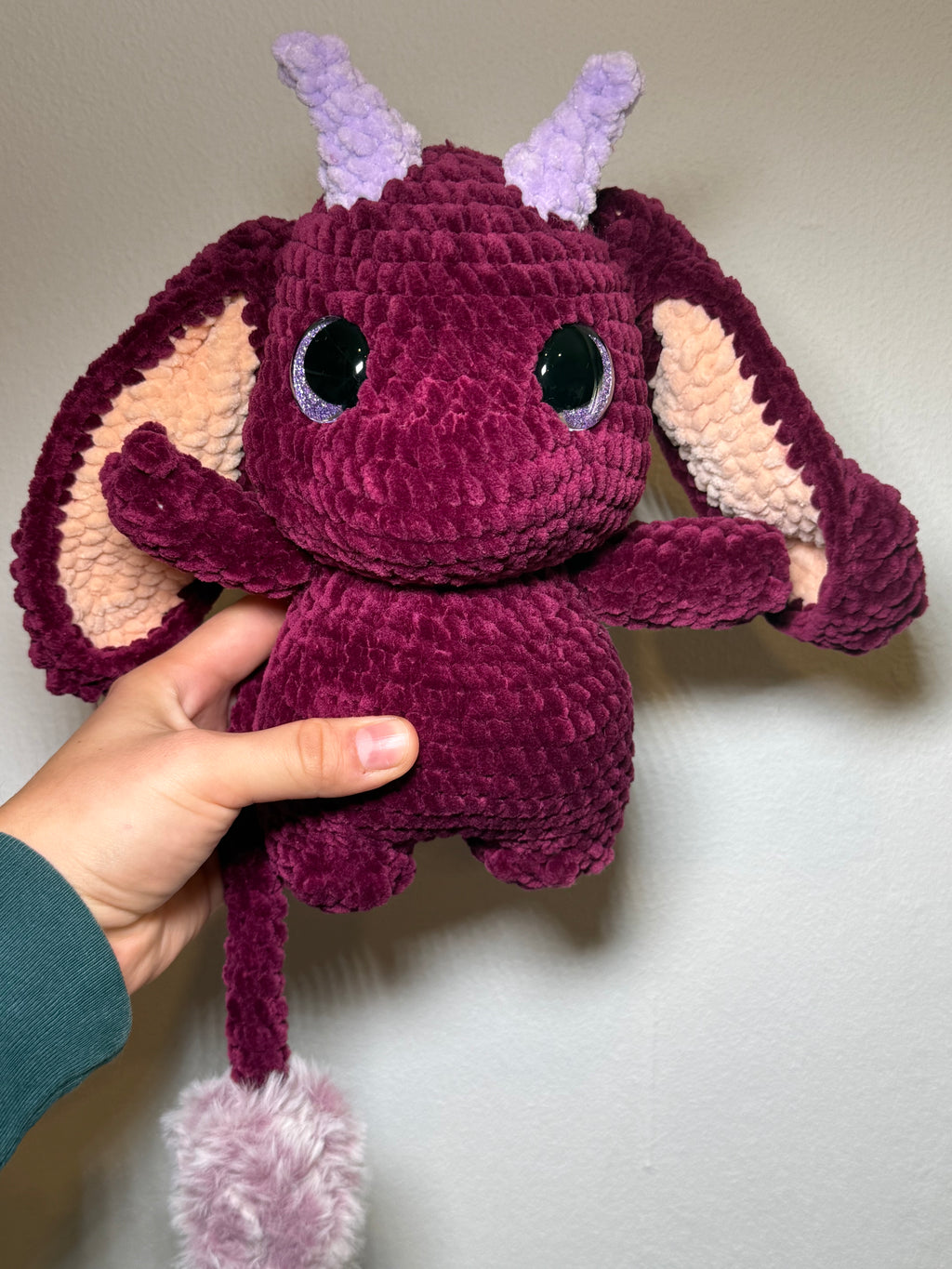 Gehäkelter Waldgeist „Lior“ 21 cm – Handgemachtes Amigurumi Unikat