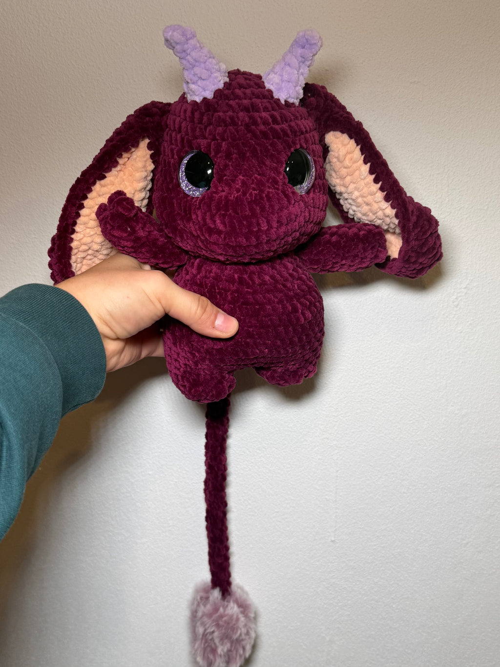 Gehäkelter Waldgeist „Lior“ 21 cm – Handgemachtes Amigurumi Unikat