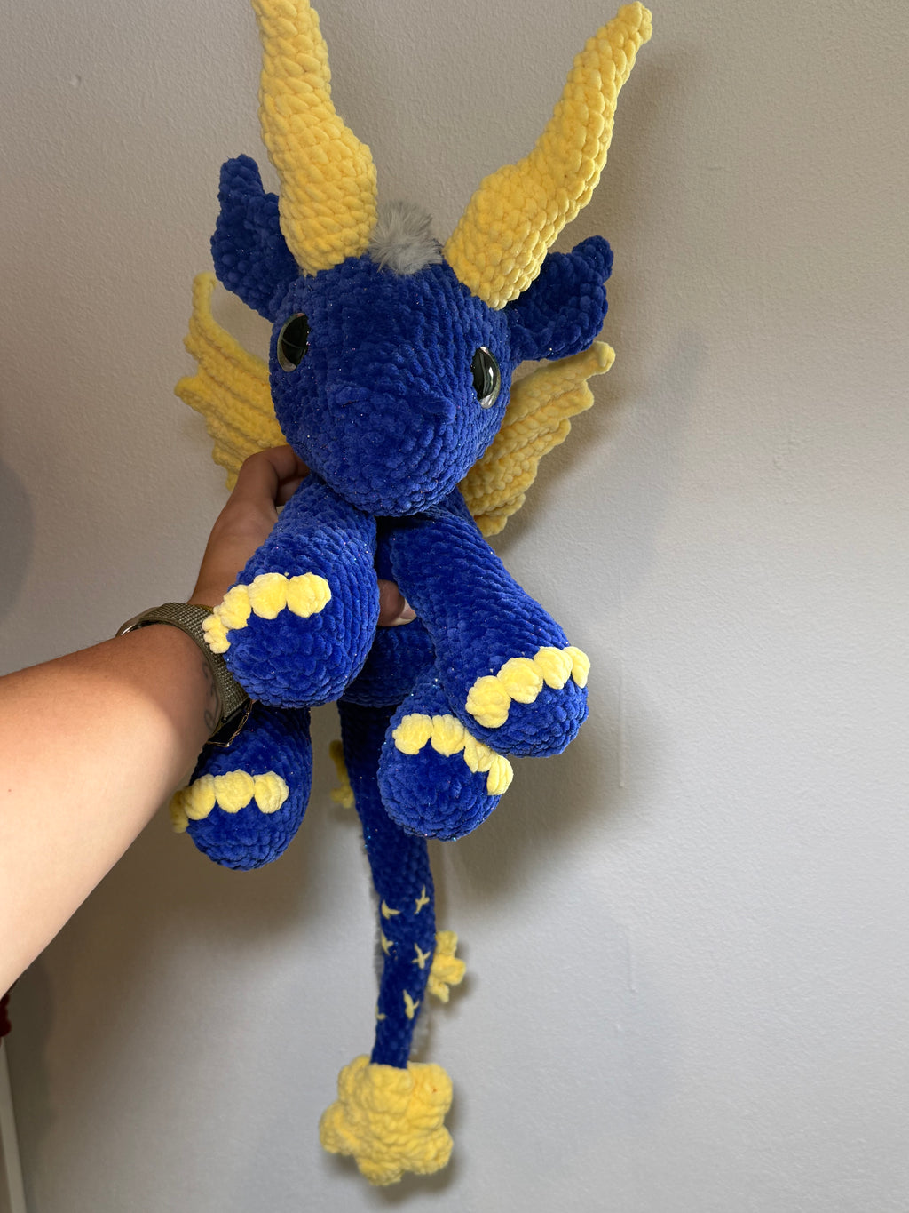 Gehäkelter Drache – Handgemachter Fantasiebegleiter 🐉