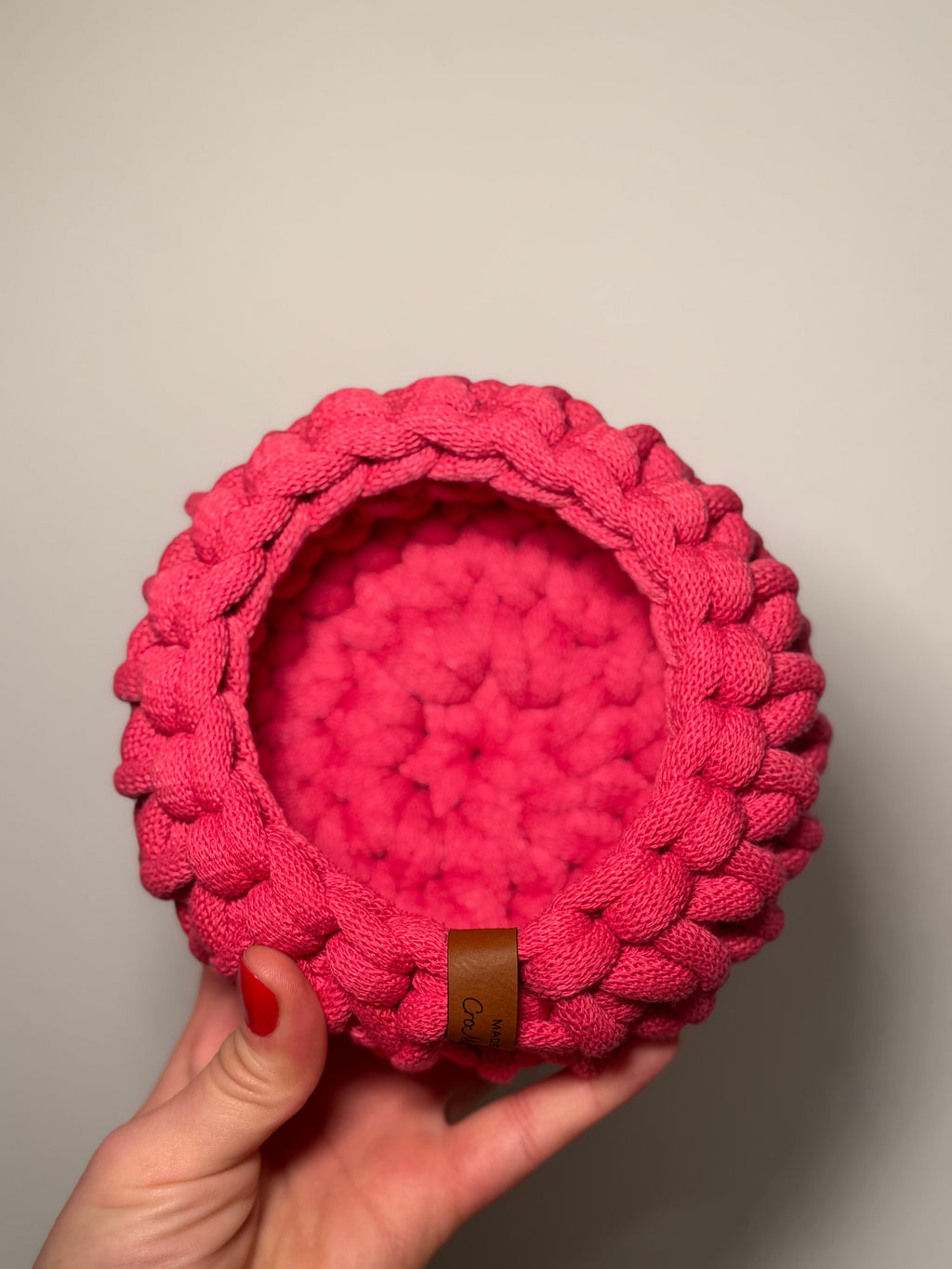 Handgehäkelter Korb in Pink 🧶