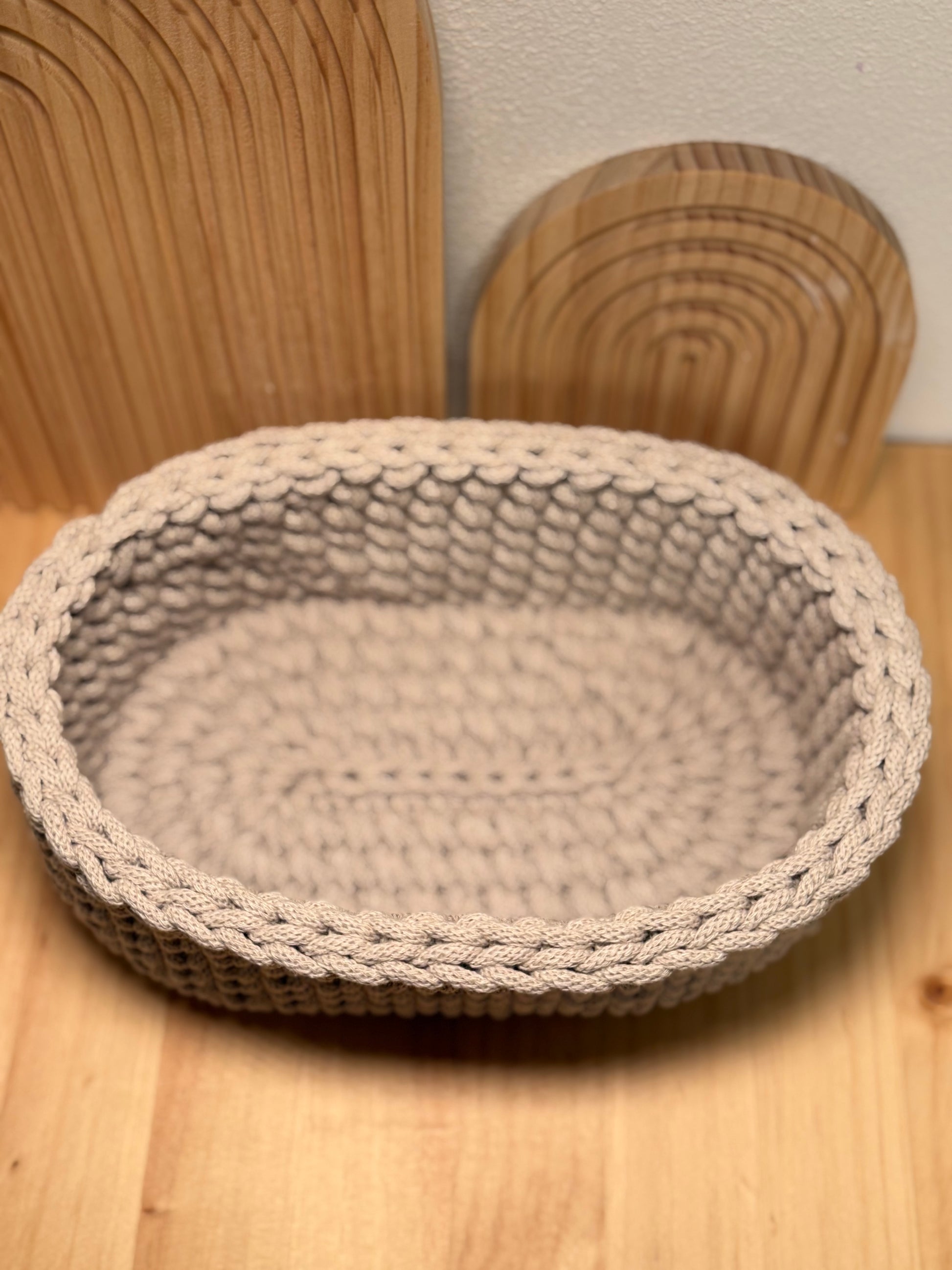 🧺 Ovaler Korb – handgehäkelt aus Bobbiny Garn