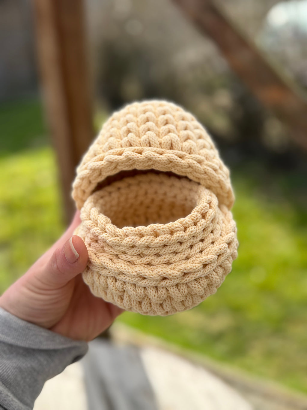 🧺 Handgehäkelter Eierkorb aus Bobbiny 5 mm