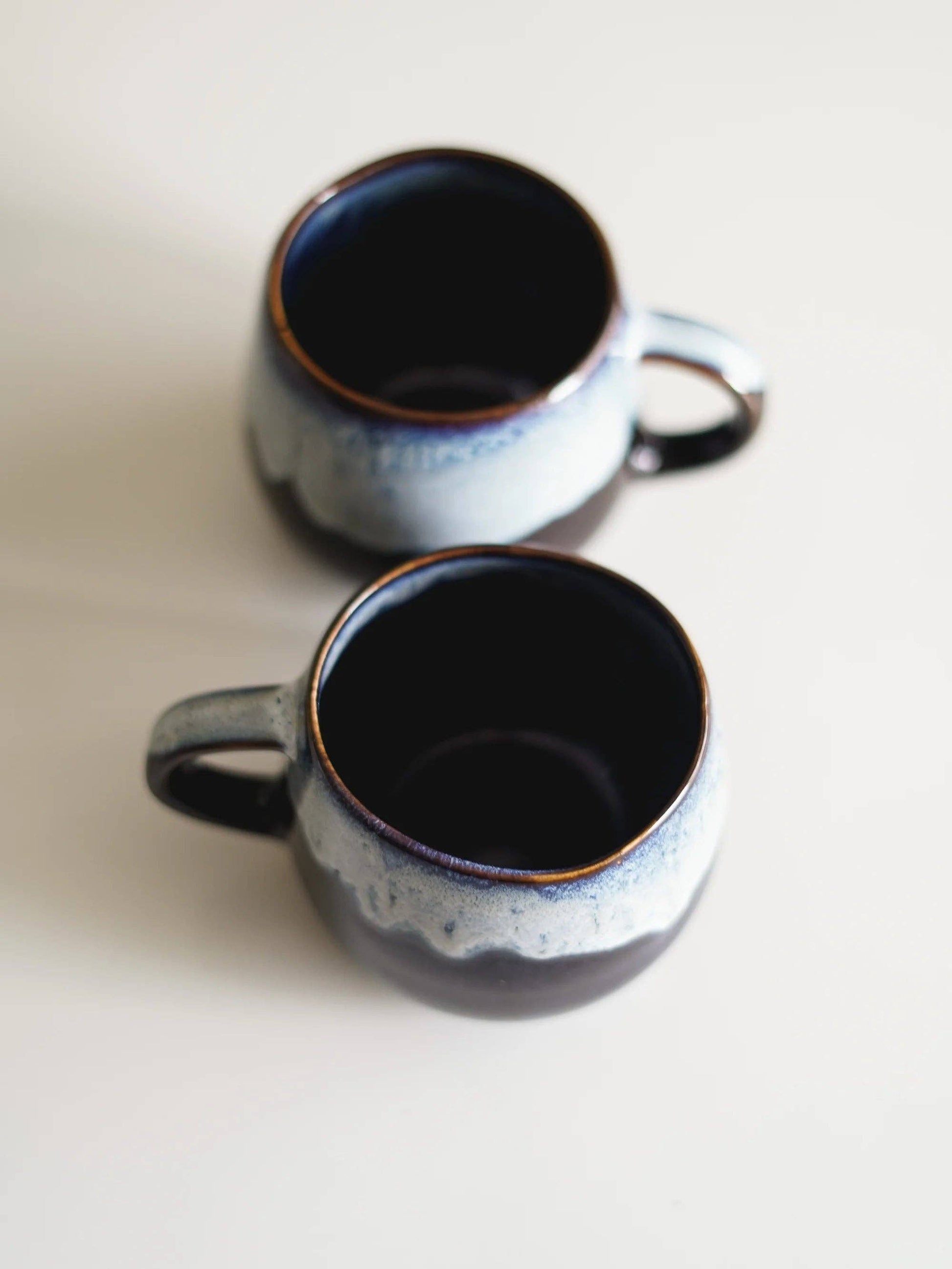 Universe Tasse in Blau - Keramikbecher